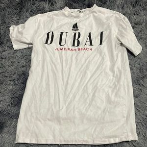 White Dubai top